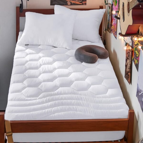 Bedsure White Twin XL Mattress Pad Bundle Twin XL Sheets for College Dorm - Image 2