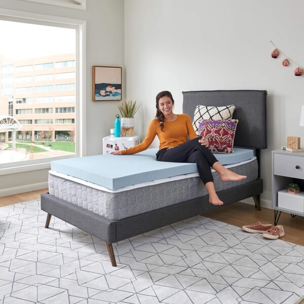 Sealy TrueForm 3" Memory Foam Twin XL Mattress Topper + Molded Memory Foam Pillow Set - Image 2