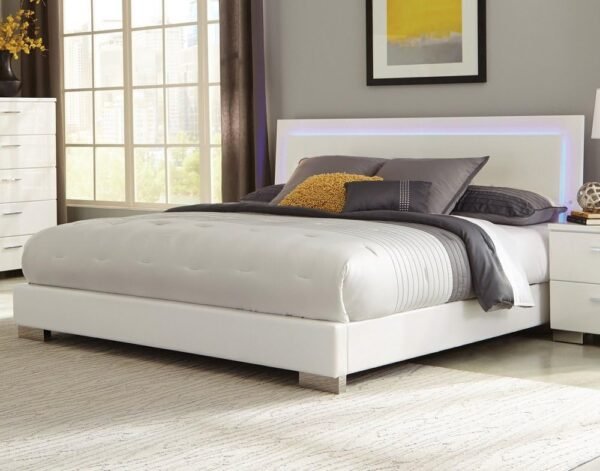 Coaster Home Furnishings 203500KW Platform Bed, 75.5" W x 91.5" D x 48.5" H, Glossy White