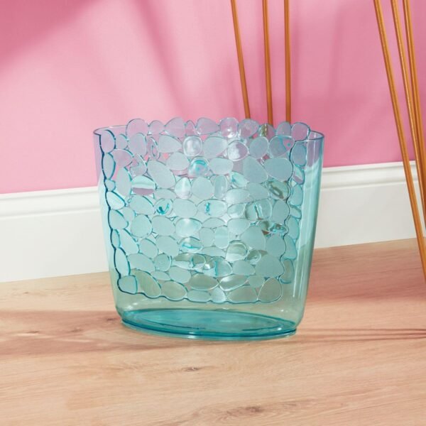 mDesign Plastic Slim Oval 2 Gallon Trash Can Wastebasket Garbage Bin - Decorative Themed Basket for Bathroom, Bedroom, Office - Hold Trash, Waste, Recycling - Pebbles Collection - Blue - Image 3